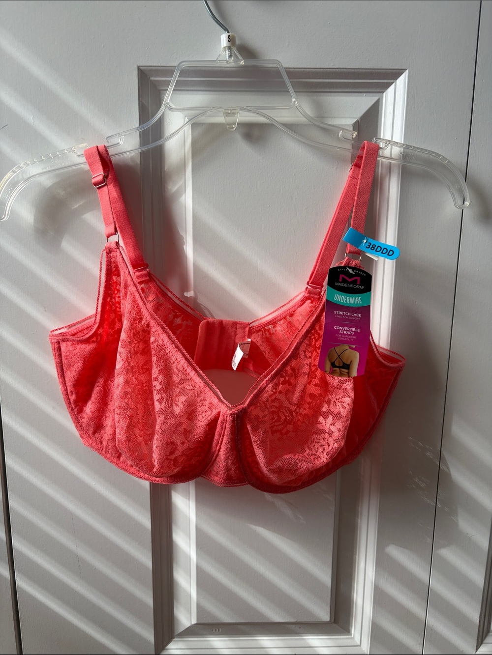 Maidenform Coral Lace Underwire Bra 38DDD New with Tags